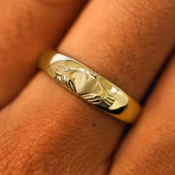 Claddagh Band