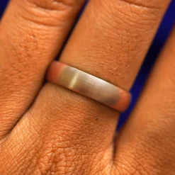 Curvy Matte Band