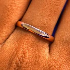 Curvy Mirror Band