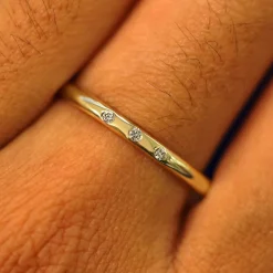 Curvy Mirror Band
