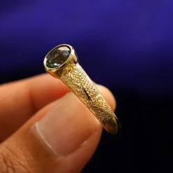 Dark Green Sapphire Pine Ring