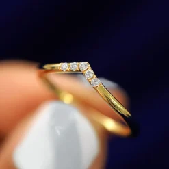 Diamond Chevron Band