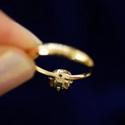 Diamond Petal Ring