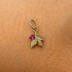 Gemstone 3 Leaves Charm