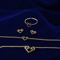 Large Chere Heart Necklace