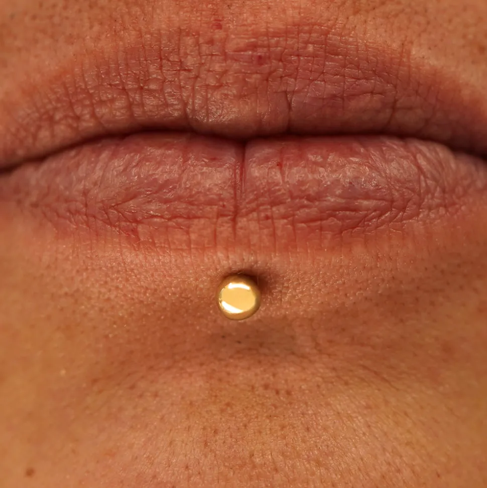 Medium Ball Flatback Piercing