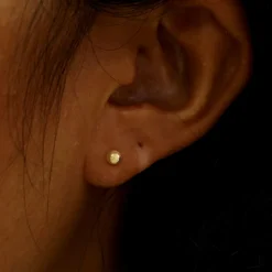Medium Ball Flatback Piercing