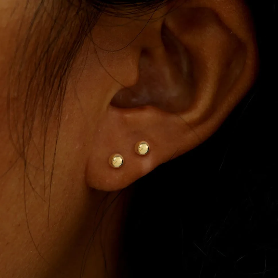 Medium Ball Flatback Piercing