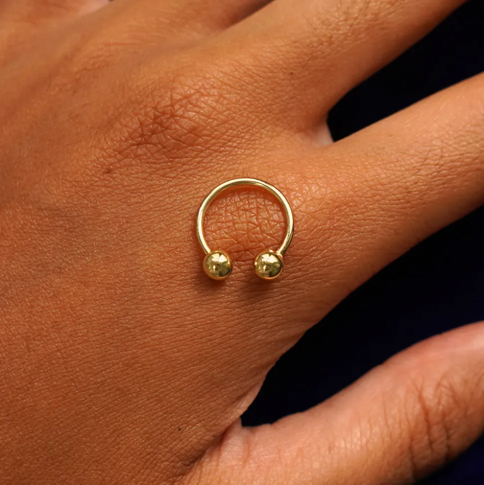 Medium Horseshoe Piercing
