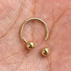 Medium Horseshoe Piercing