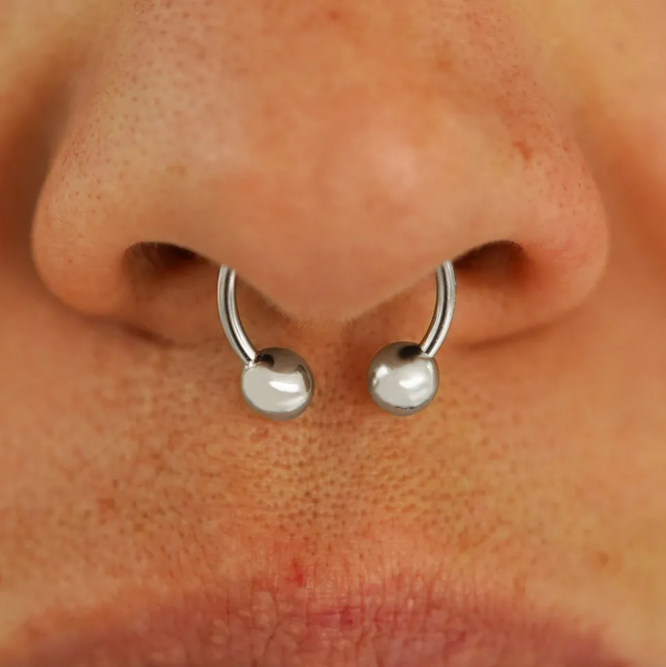 Medium Horseshoe Piercing