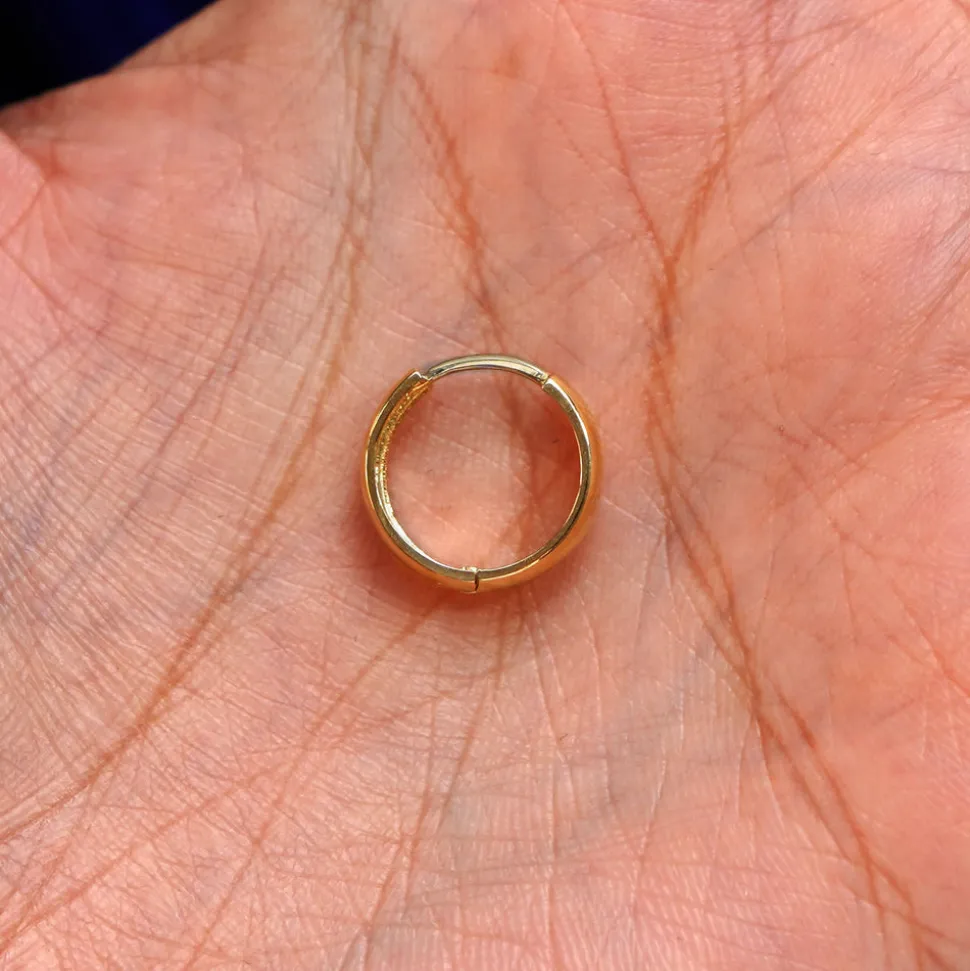 Medium Wide Huggie Hoops