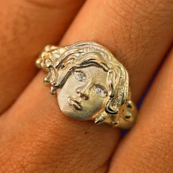 Medusa Ring