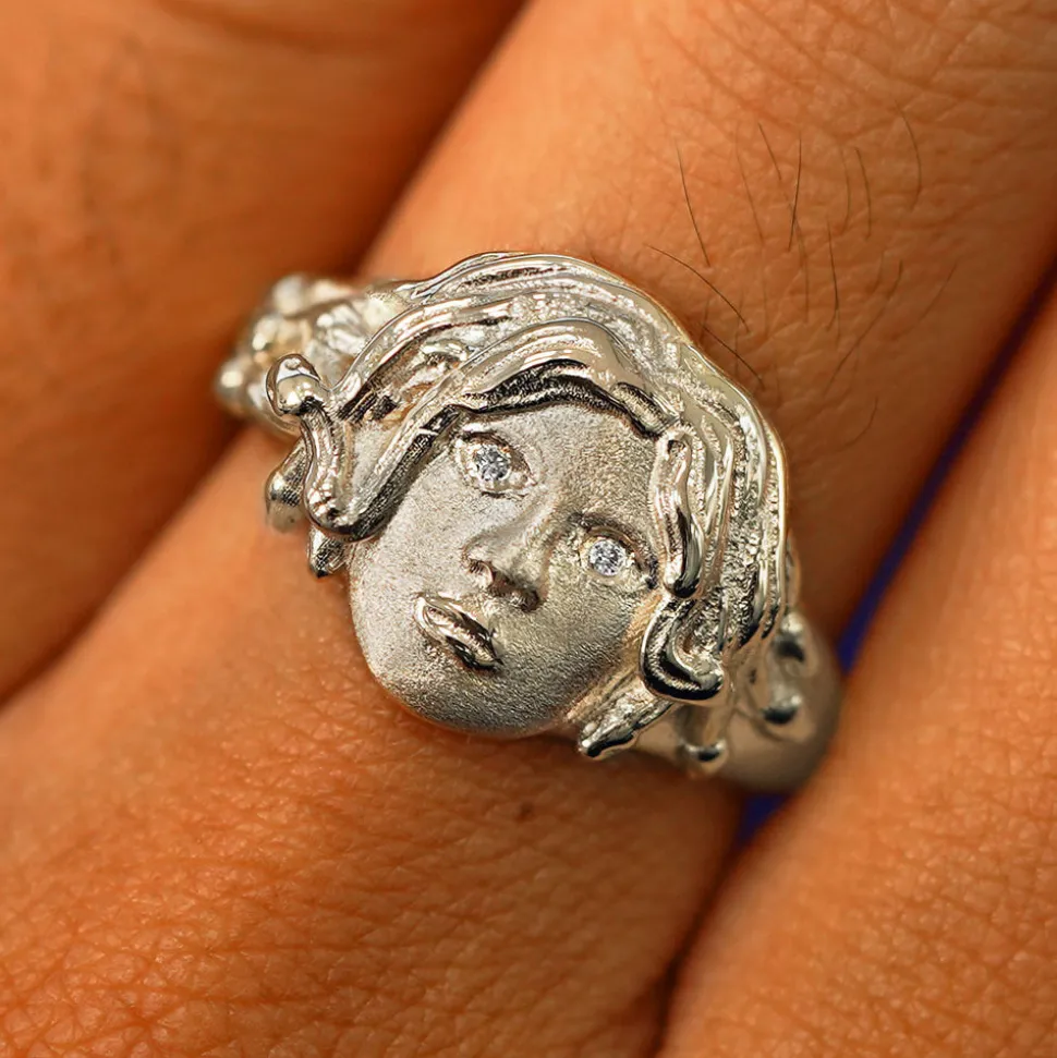 Medusa Ring