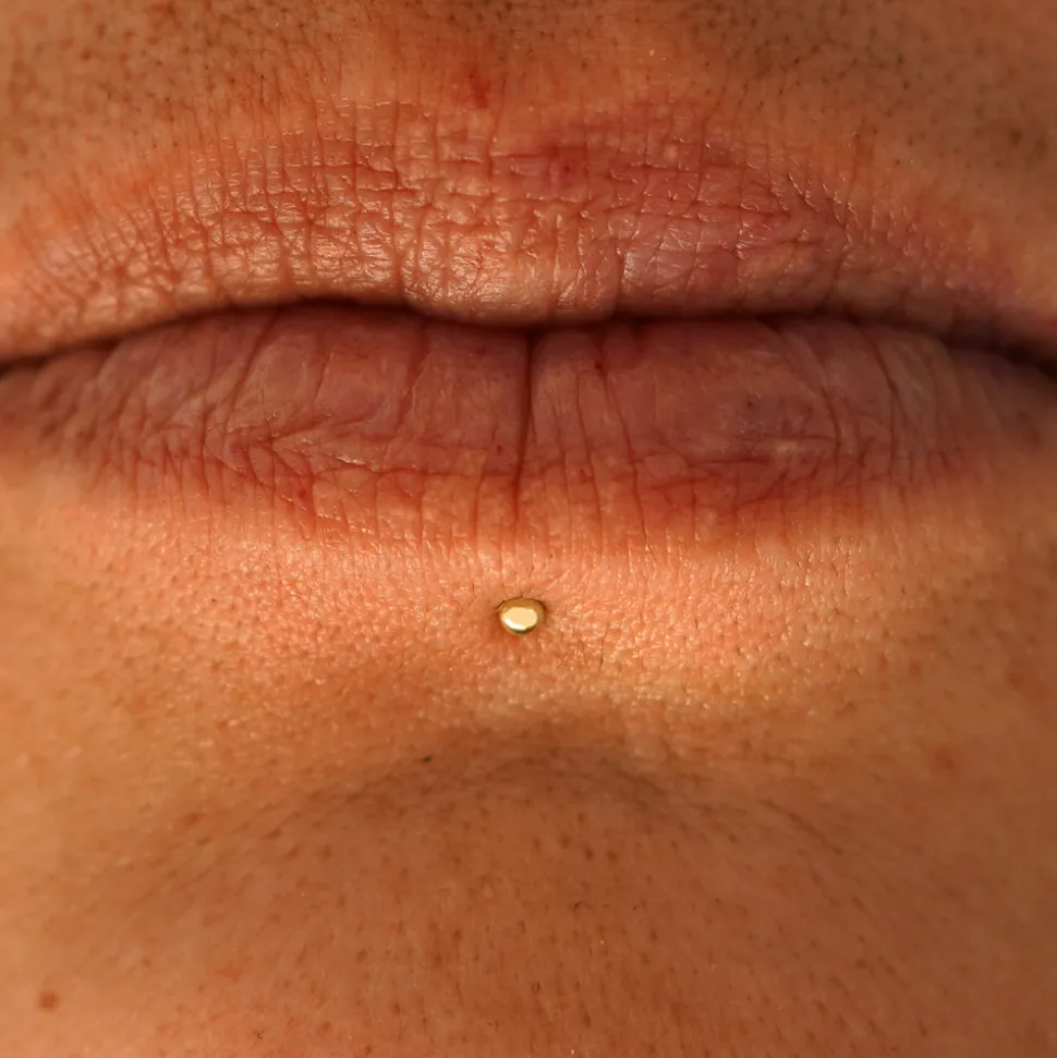 Mini Ball Flatback Piercing