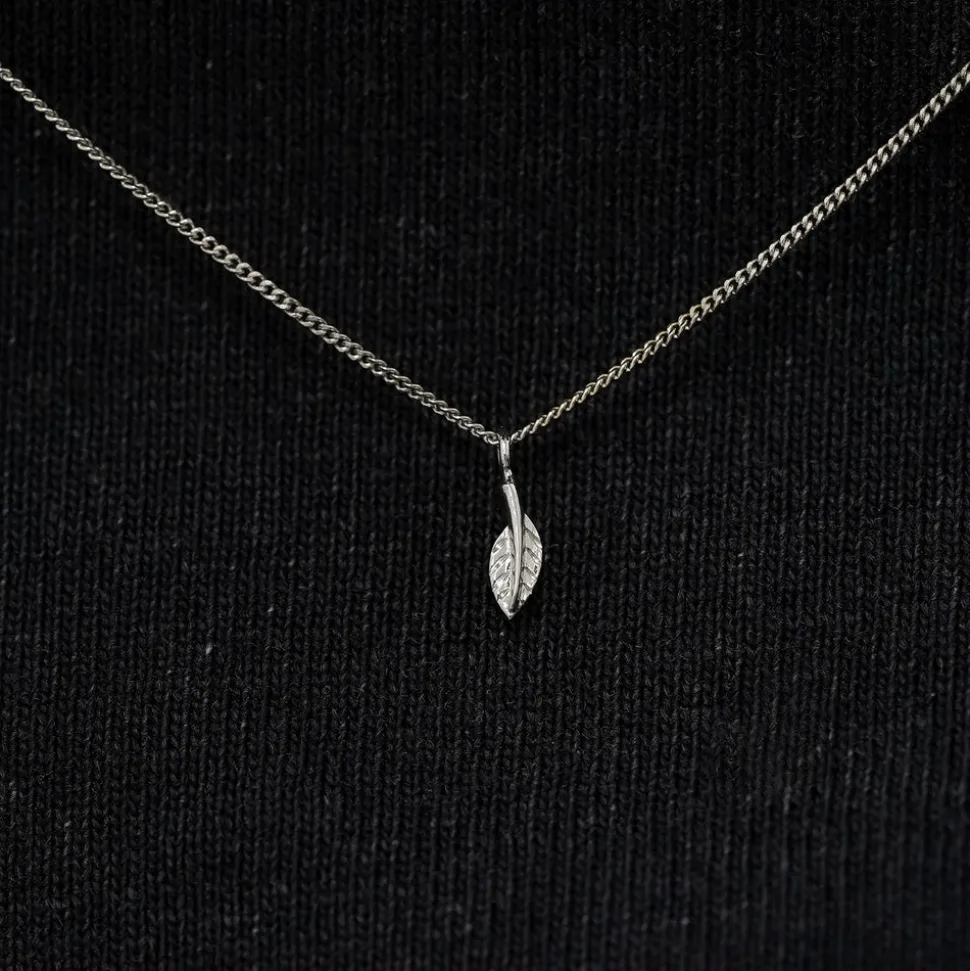 Mini Leaf Necklace