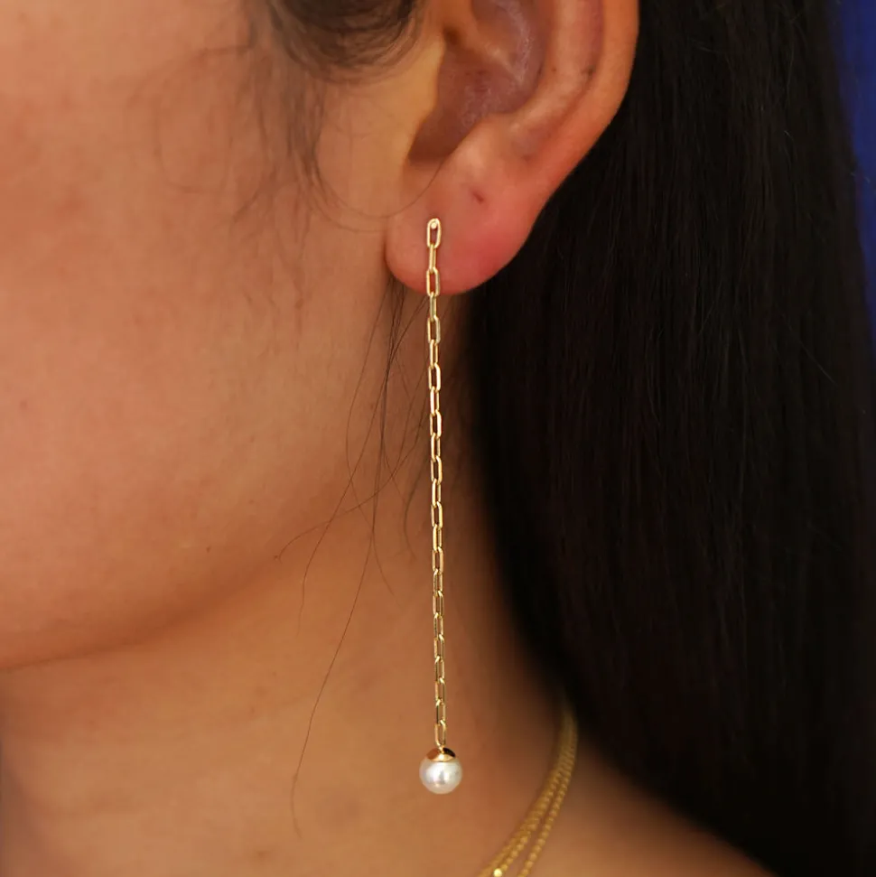 Pearl Dangle Earring