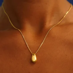 Puffy Teardrop Necklace