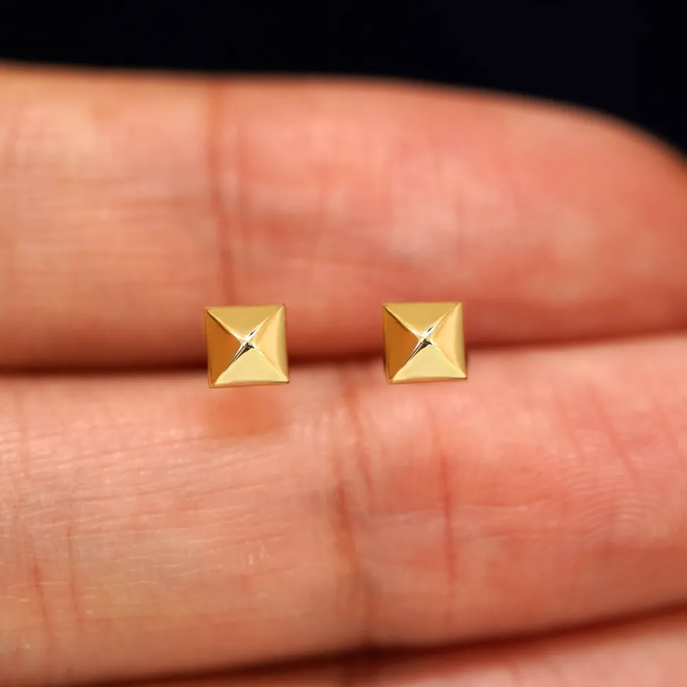 Pyramid Earring
