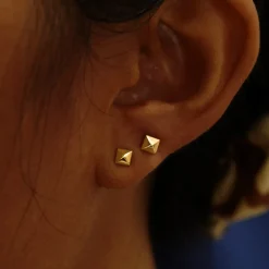 Pyramid Earring