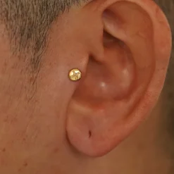 Screw Flatback Piercing