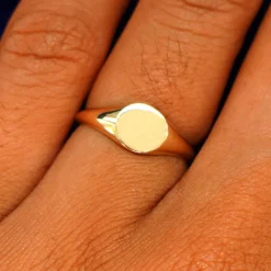 Signet Ring