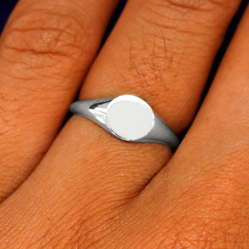 Signet Ring