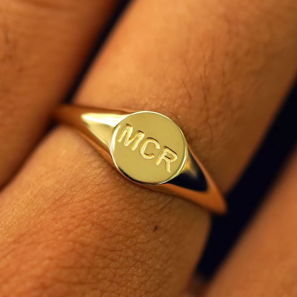 Signet Ring