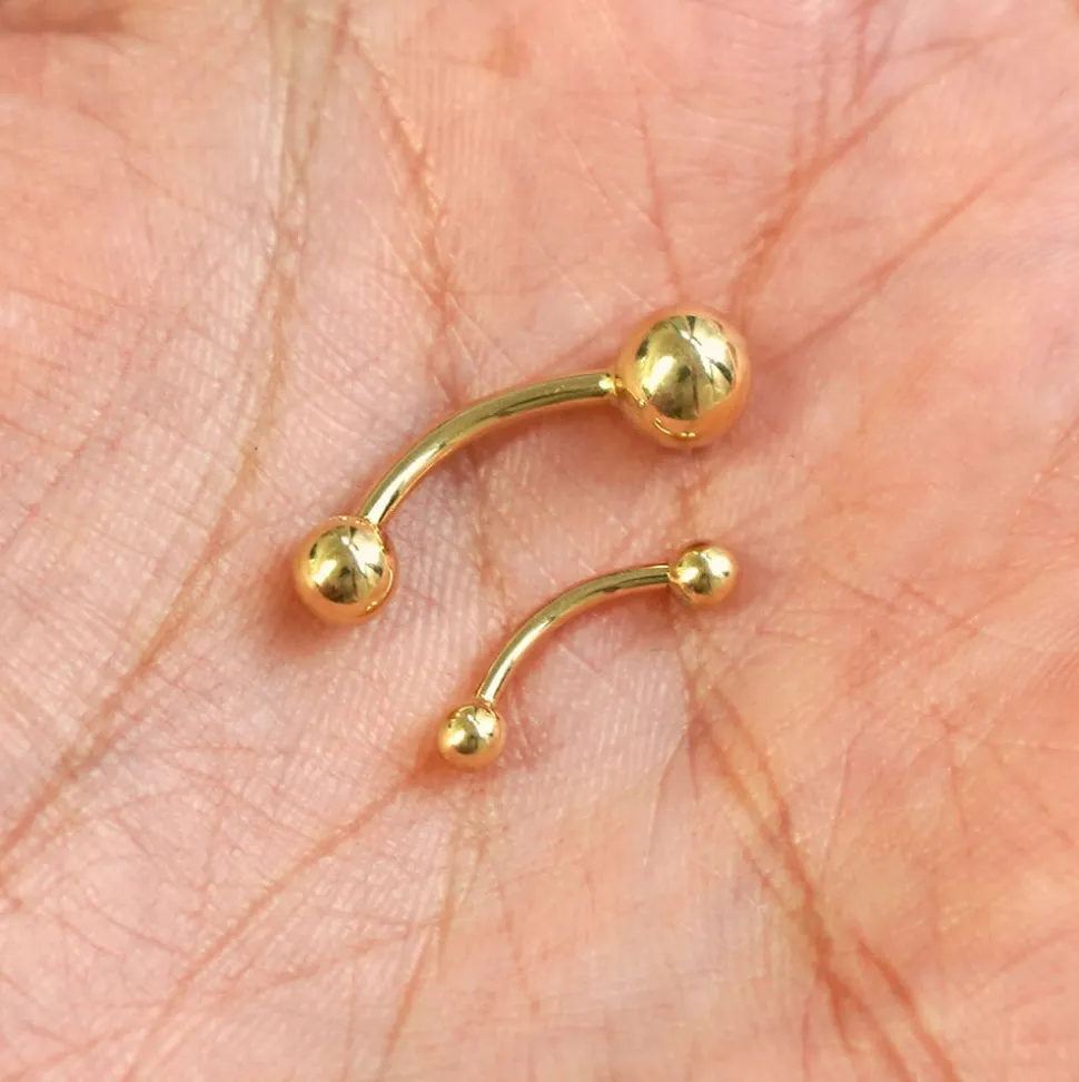 Small Curved Barbell Piercing