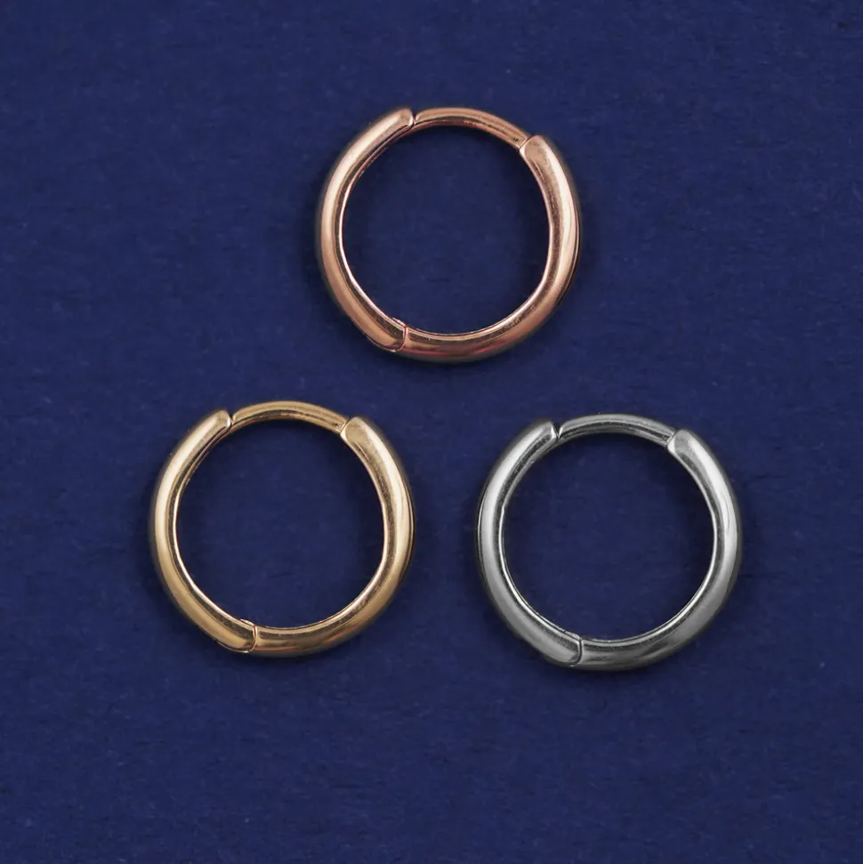 Small Curvy Huggie Hoops