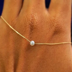 Small Pearl Slide Bracelet
