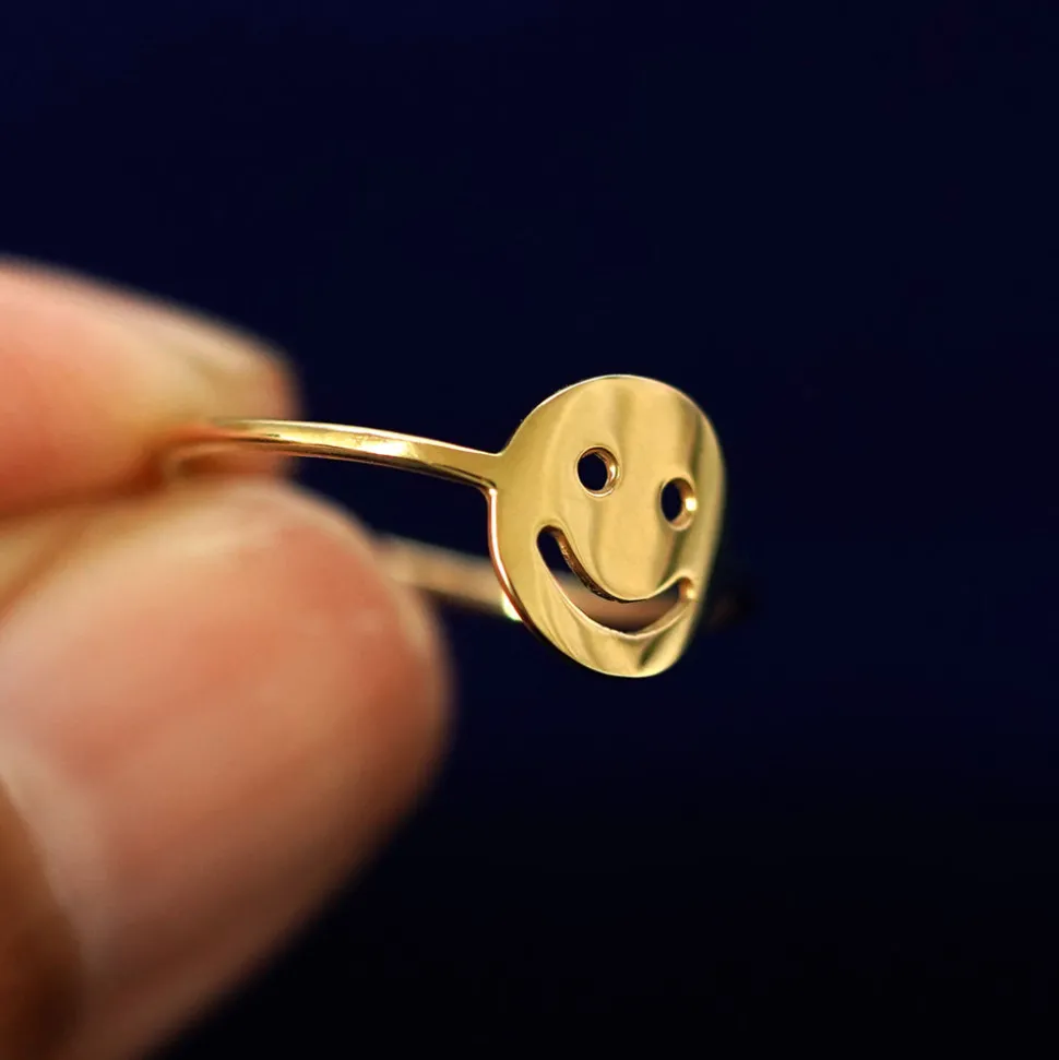 Smiley Face Ring