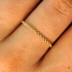 Thick Cable Ring