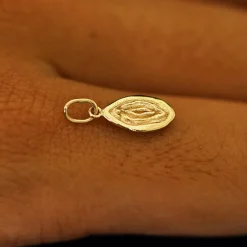Vulva Charm